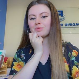 Meet your Posher, Angelica